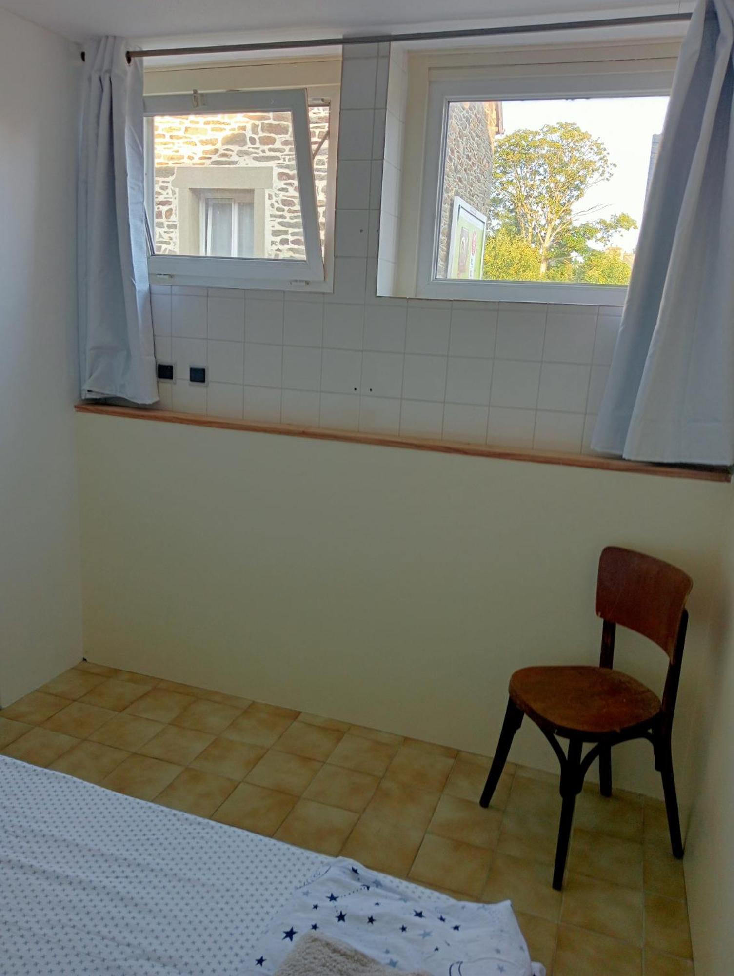 Les Chambres Studios De Pleslin-Foucher Phòng bức ảnh